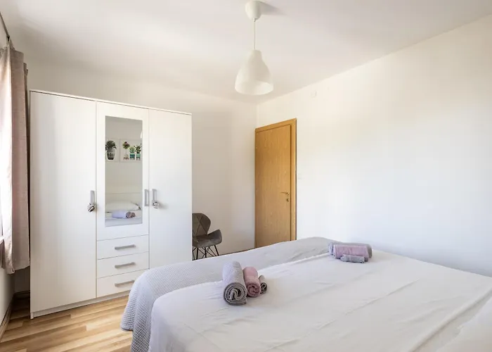 Under The Rock Apartament *