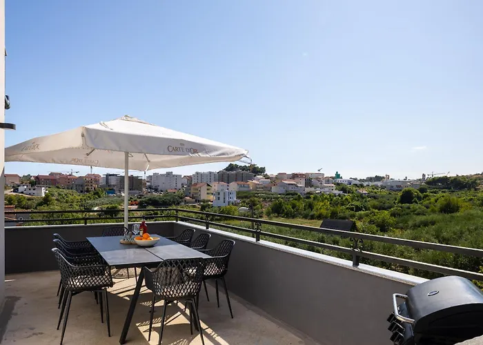 Apartament Under The Rock *