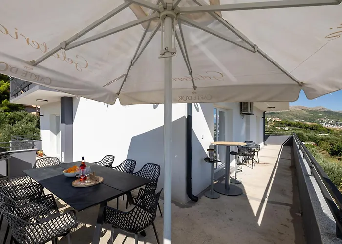 Apartament Under The Rock